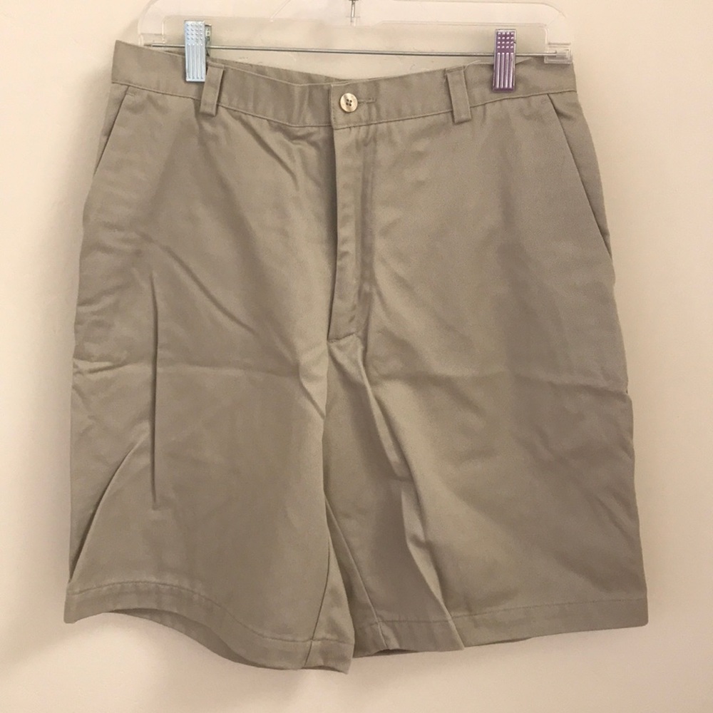 Khaki twill Nike Golf flat front shorts